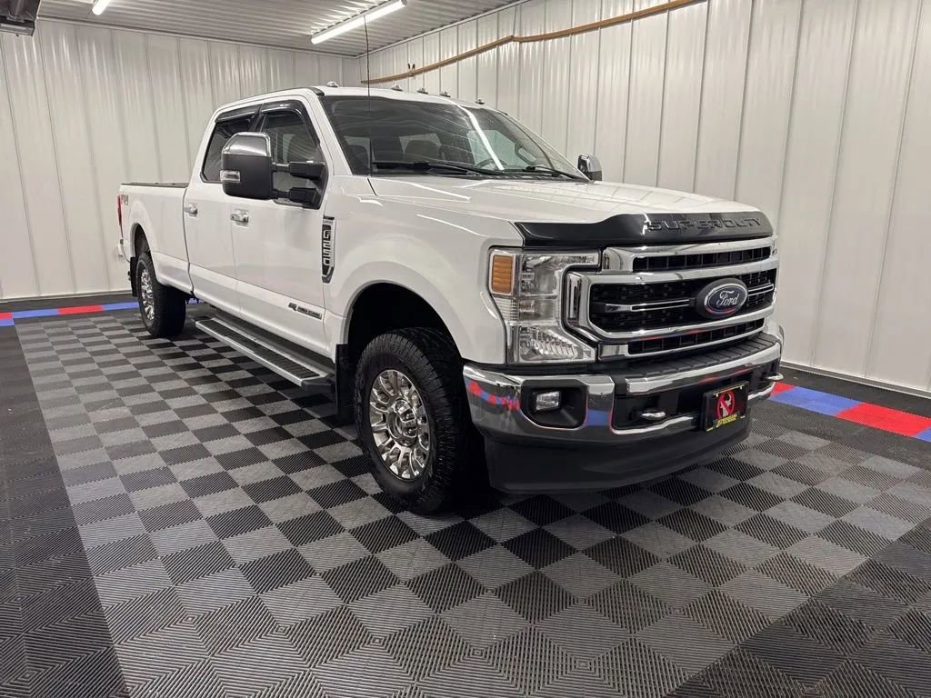 Used 2022 Ford F250 Lariat w/ Lariat Ultimate Package image 2