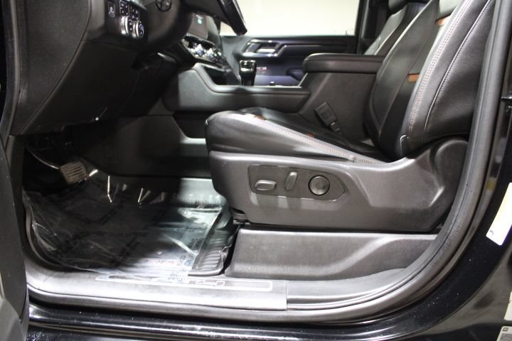 Used 2024 GMC Sierra 1500 AT4 w/ Technology Package AWD/4WD image 20