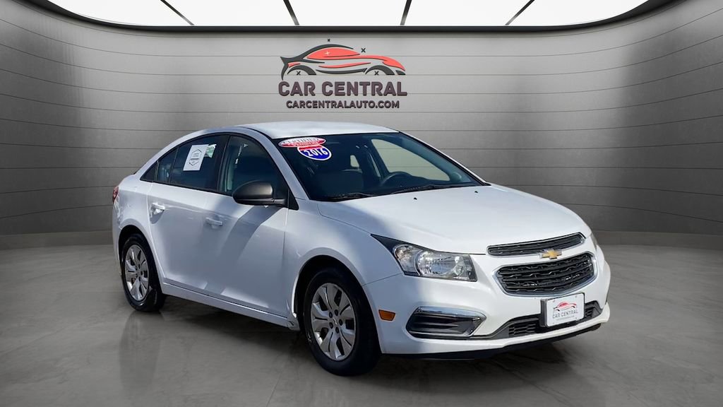Used 2016 Chevrolet Cruze LS image 7