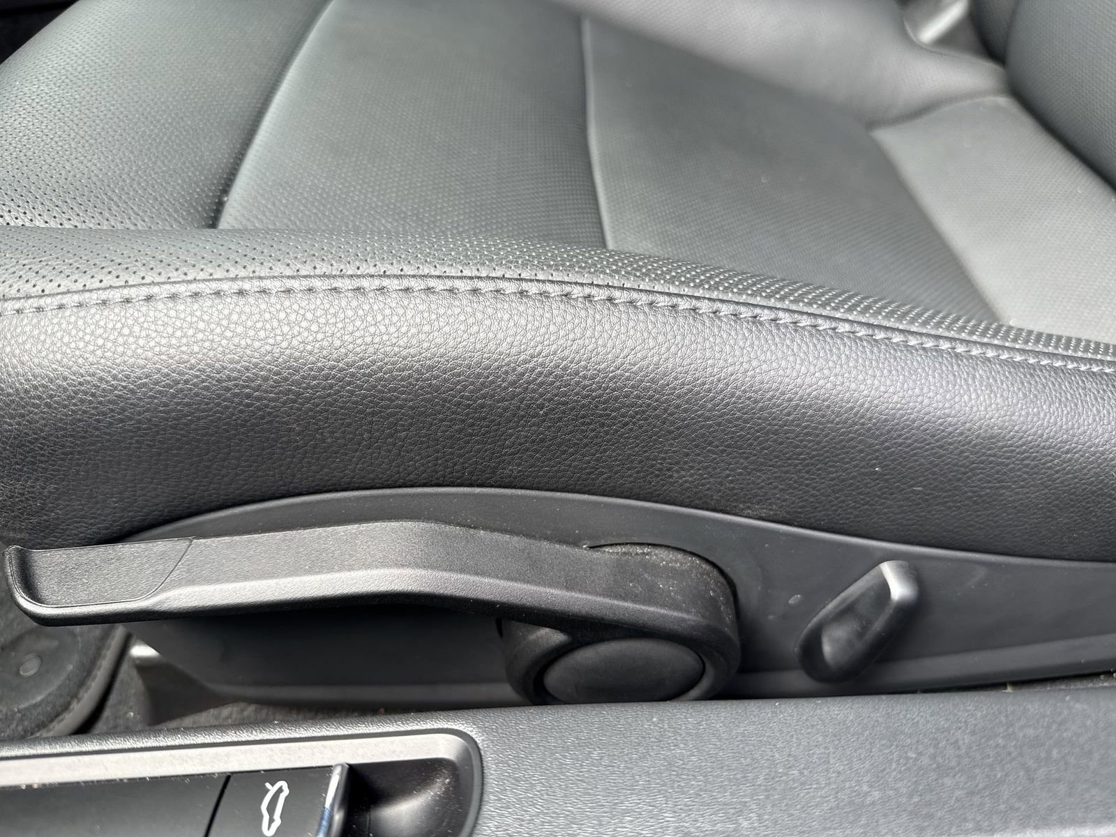 Used 2022 Porsche 718 Cayman S image 13