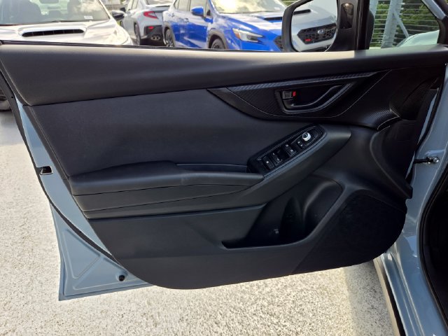 Used 2020 Subaru Crosstrek 2.0i Premium w/ Moonroof Package 2 AWD/4WD image 27