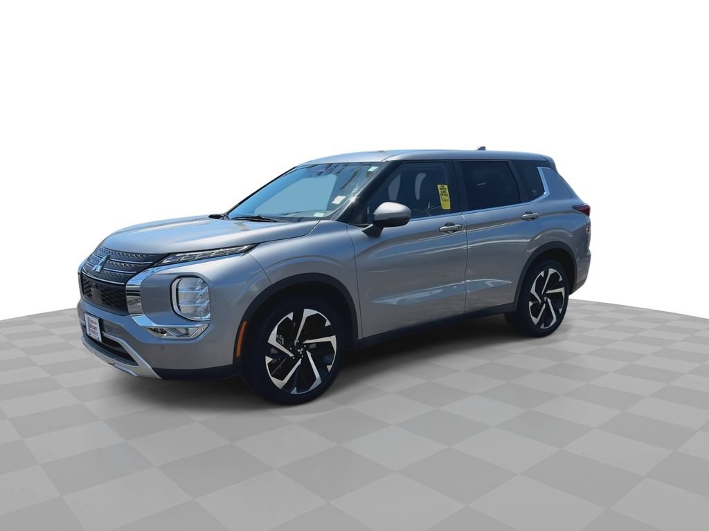 Used 2024 Mitsubishi Outlander SE FWD image 4
