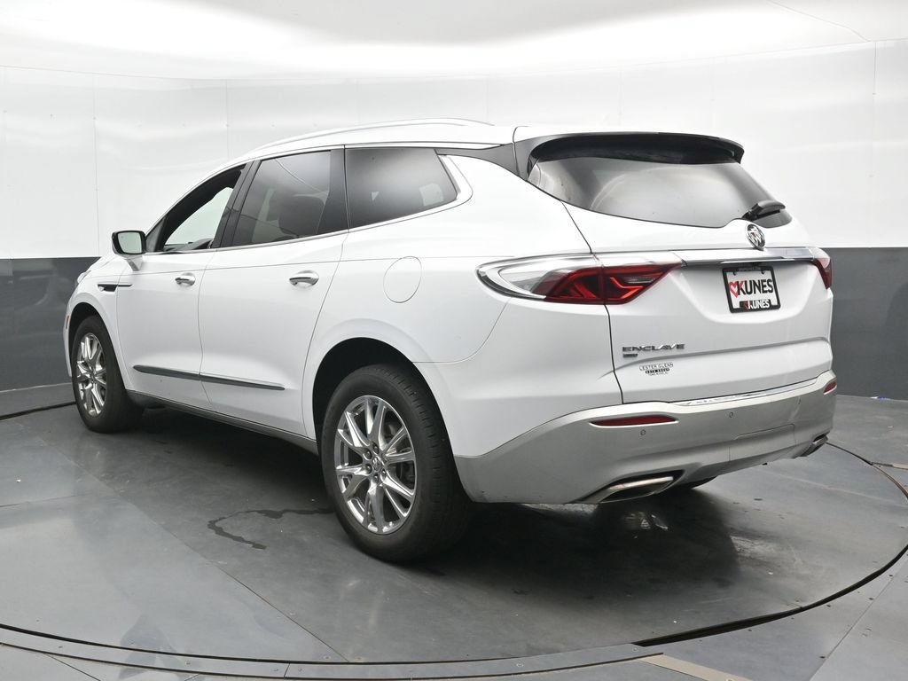 Used 2023 Buick Enclave Essence w/ Experience Buick Package AWD/4WD image 9