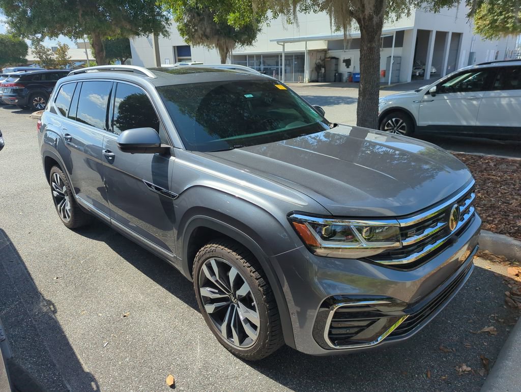 Used 2022 Volkswagen Atlas SEL Premium AWD/4WD image 1