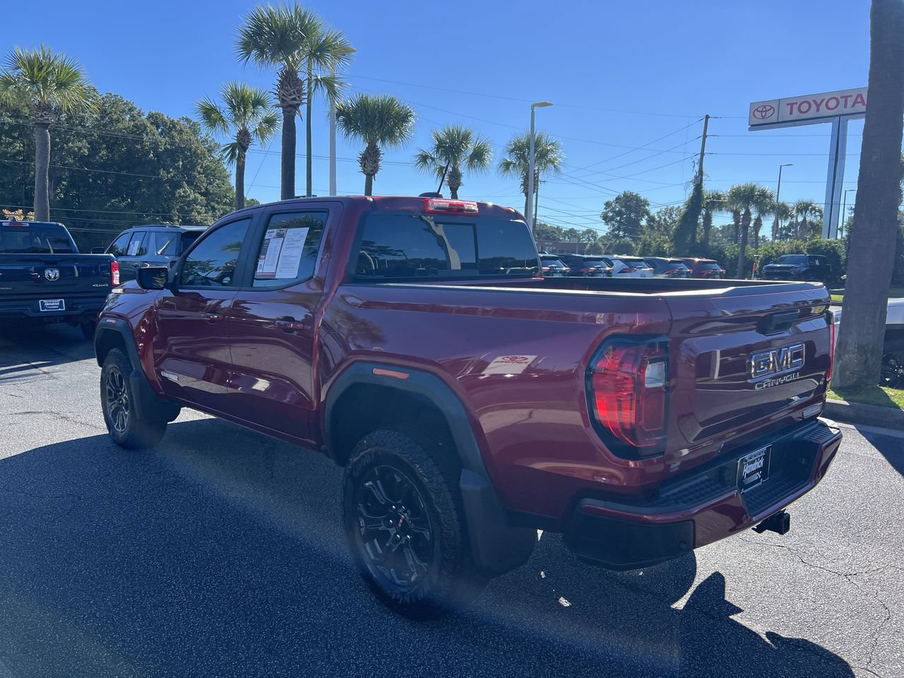 Used 2024 GMC Canyon Elevation w/ Convenience Package RWD image 8