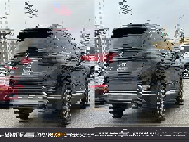 Used 2020 Hyundai Santa Fe SEL w/ Convenience Package image 4