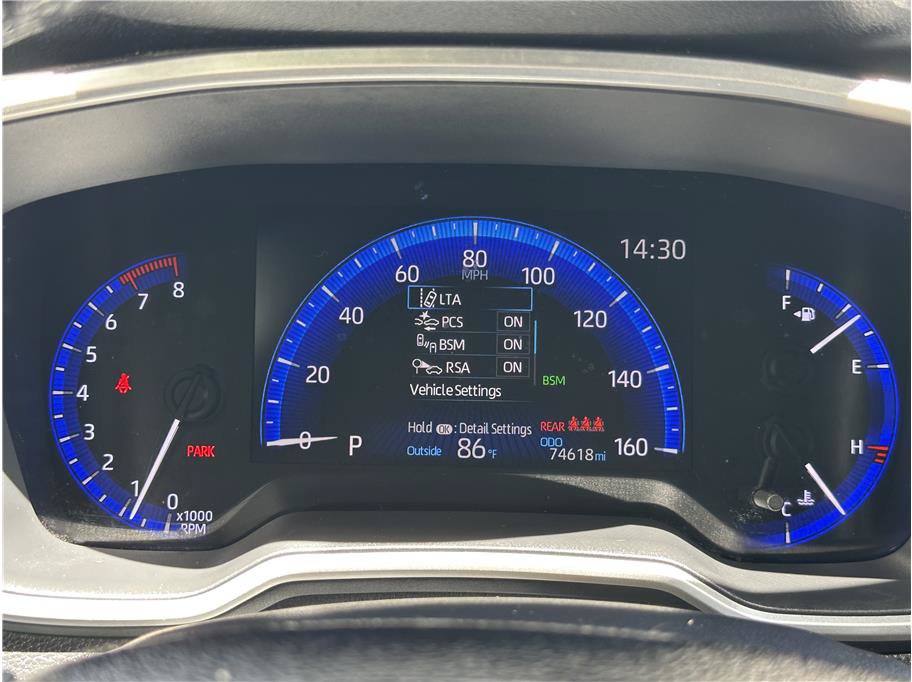 Used 2020 Toyota Corolla XSE FWD image 25