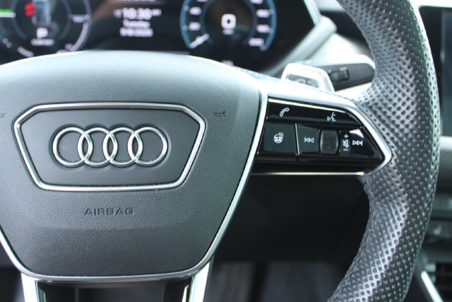 Used 2023 Audi e-tron GT Premium Plus w/ Performance Package AWD/4WD image 20