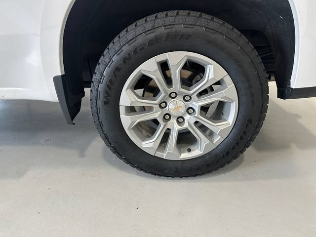 Used 2024 Chevrolet Silverado 1500 LTZ AWD/4WD image 14