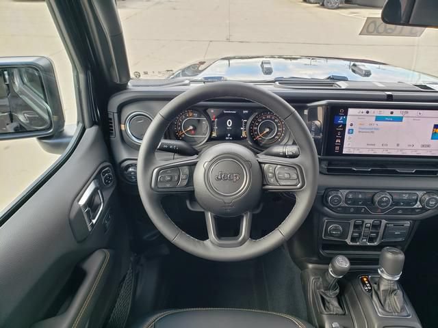 New 2026 Jeep Gladiator Sport AWD/4WD image 9