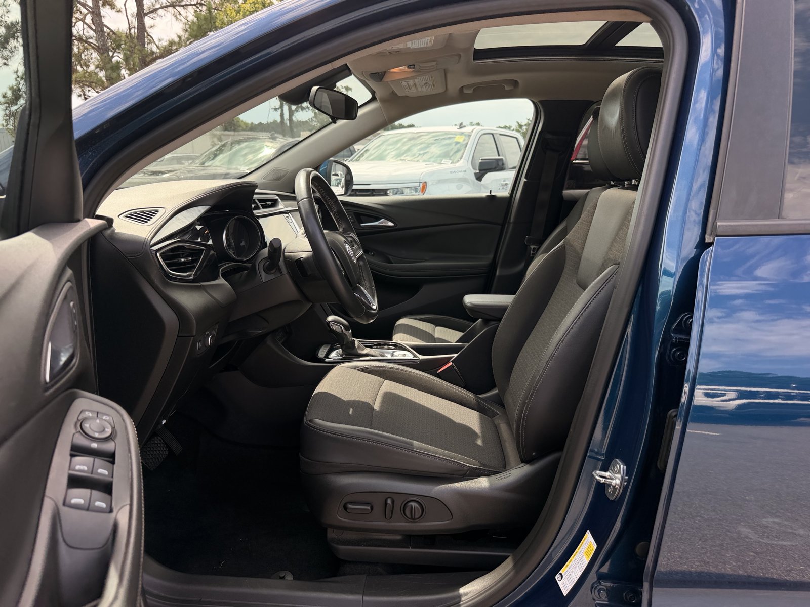 Used 2020 Buick Encore GX Select w/ Experience Buick Package AWD/4WD image 14