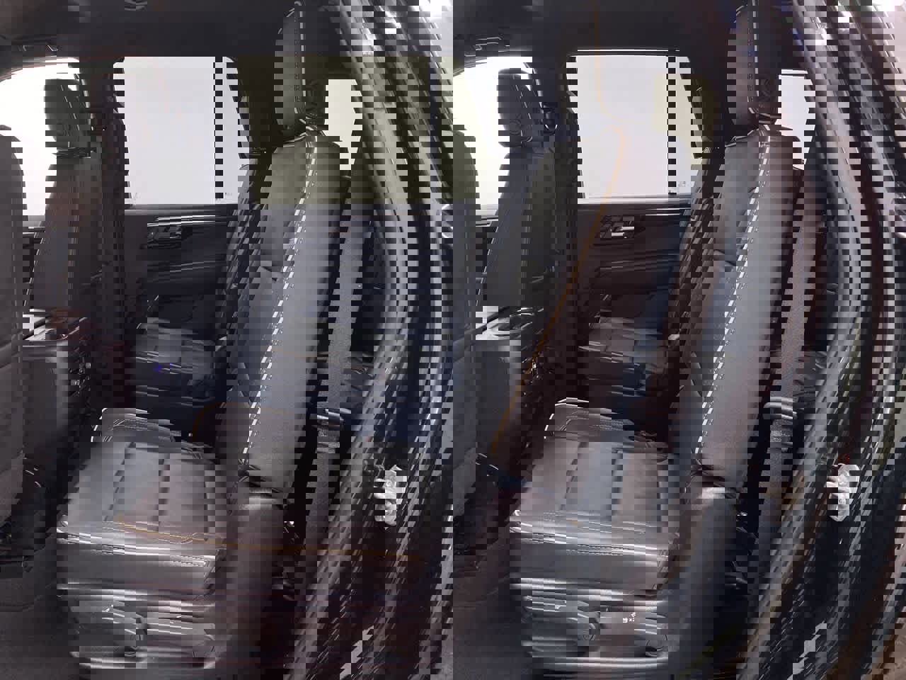 Used 2025 Chevrolet Tahoe Premier image 16