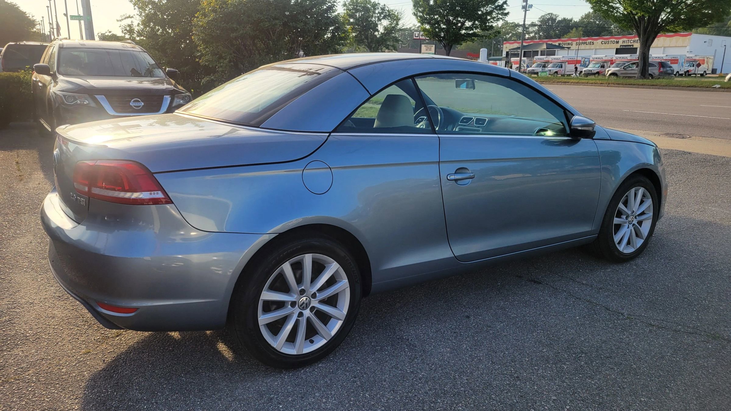 Used 2013 Volkswagen Eos Komfort FWD image 5