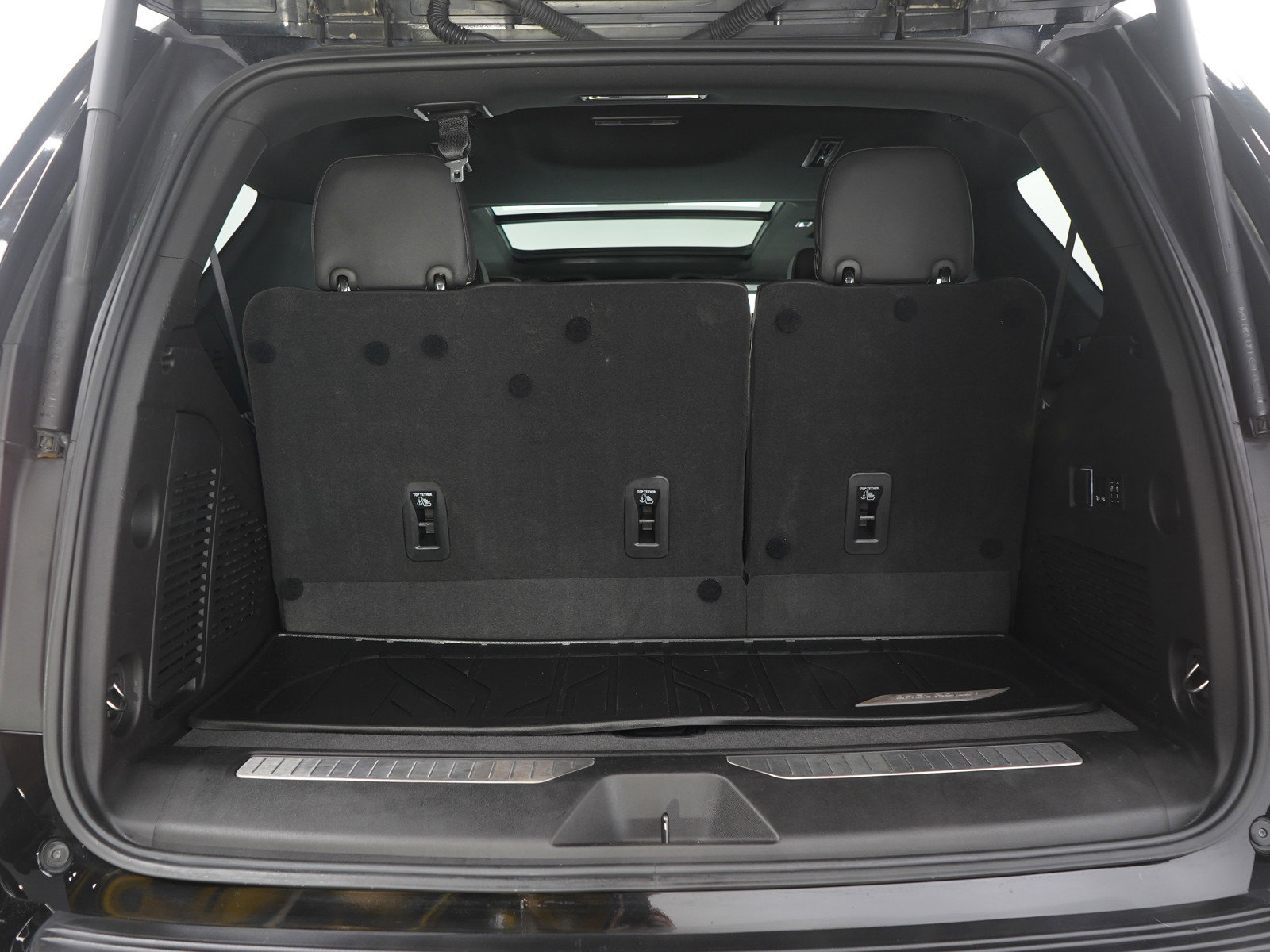 Used 2023 Chevrolet Tahoe Premier image 10