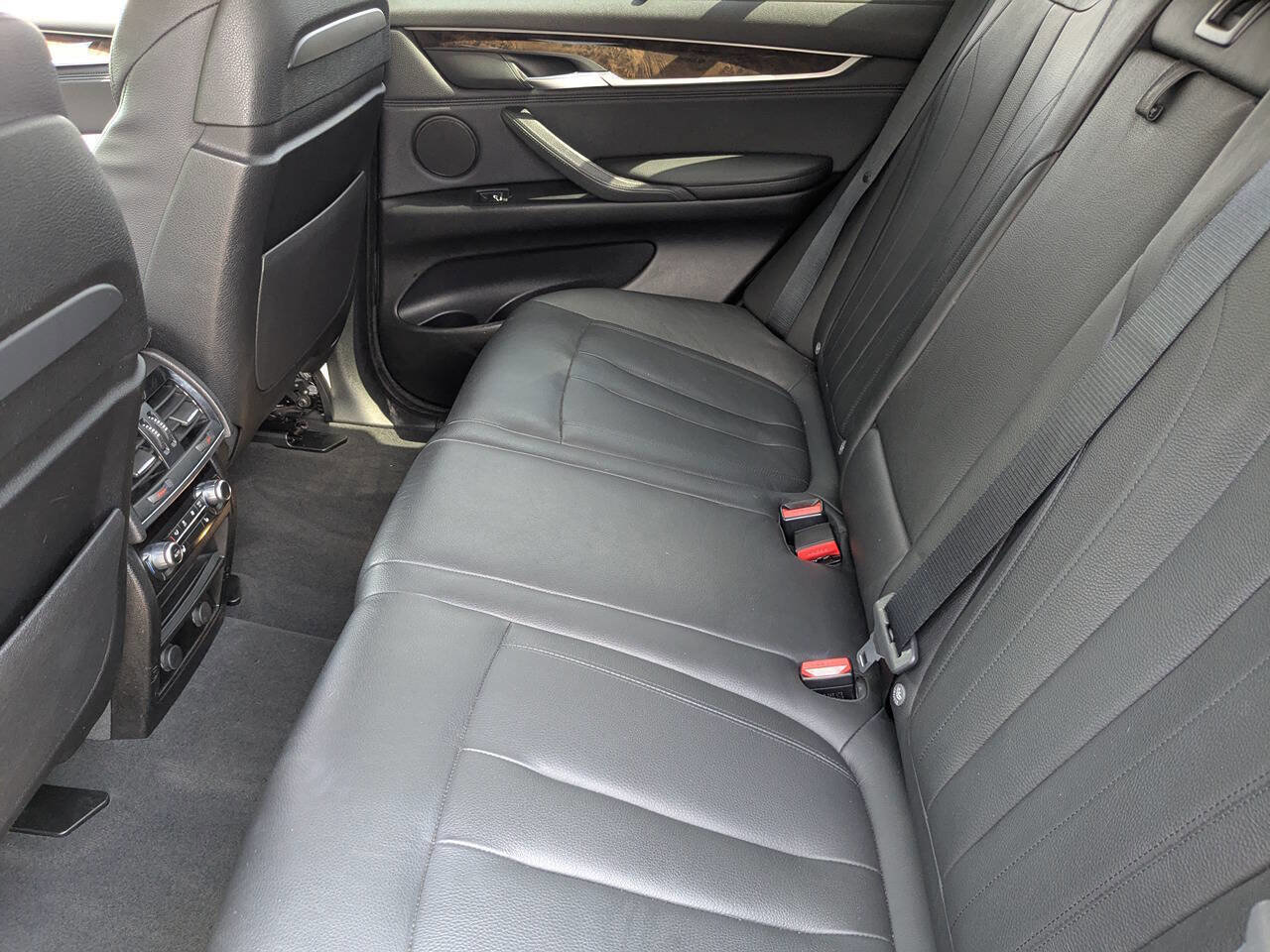 Used 2016 BMW X5 xDrive40e image 18