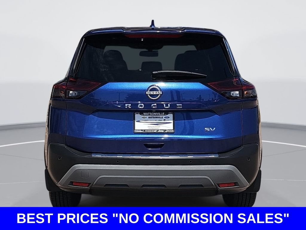 Used 2023 Nissan Rogue SV FWD image 4