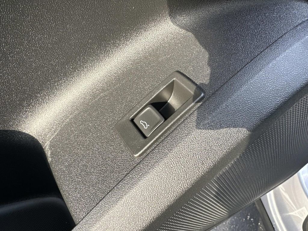 New 2025 Audi Q5 Premium Plus image 12