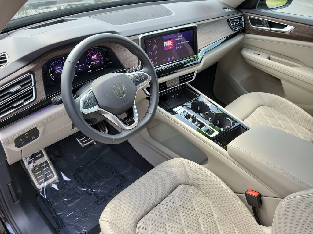 Certified 2026 Volkswagen Atlas SEL Premium R-Line AWD/4WD image 23