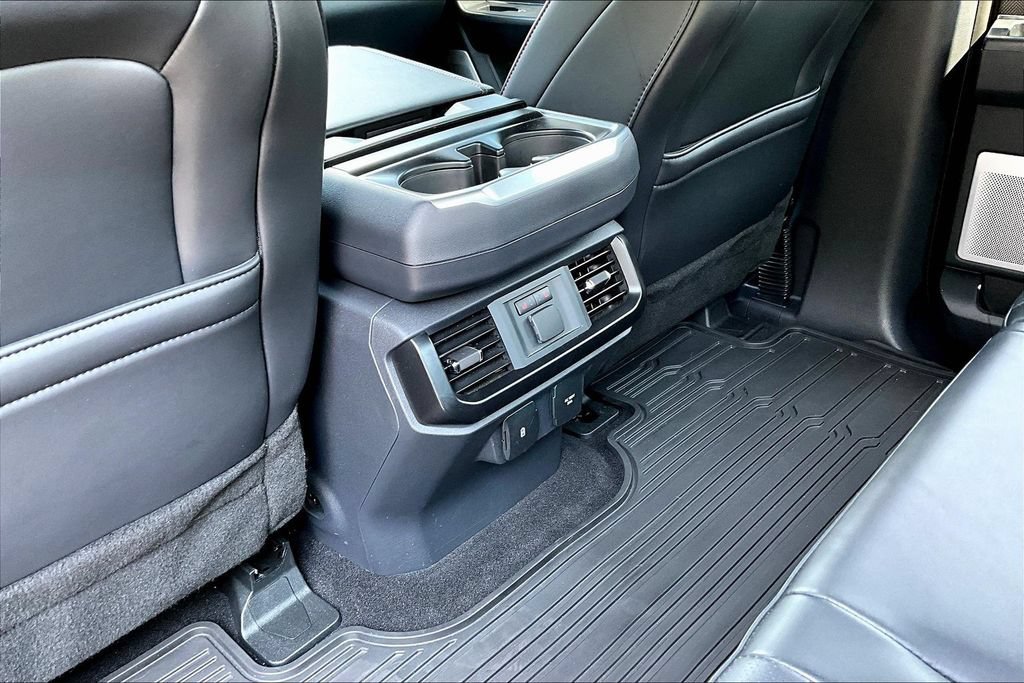 Certified 2025 Ford F150 Raptor AWD/4WD image 12