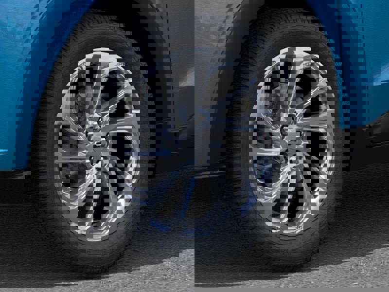 New 2027 Chevrolet Bolt LT w/ Comfort Package image 9