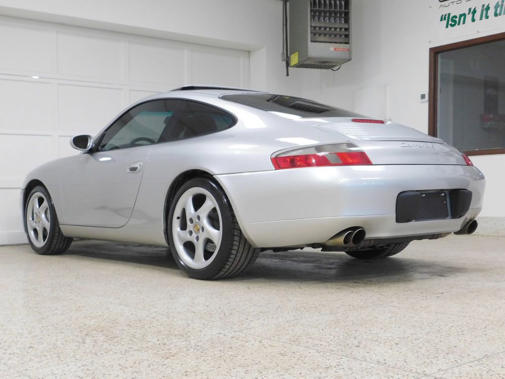 Used 2001 Porsche 911 Carrera 4 image 6