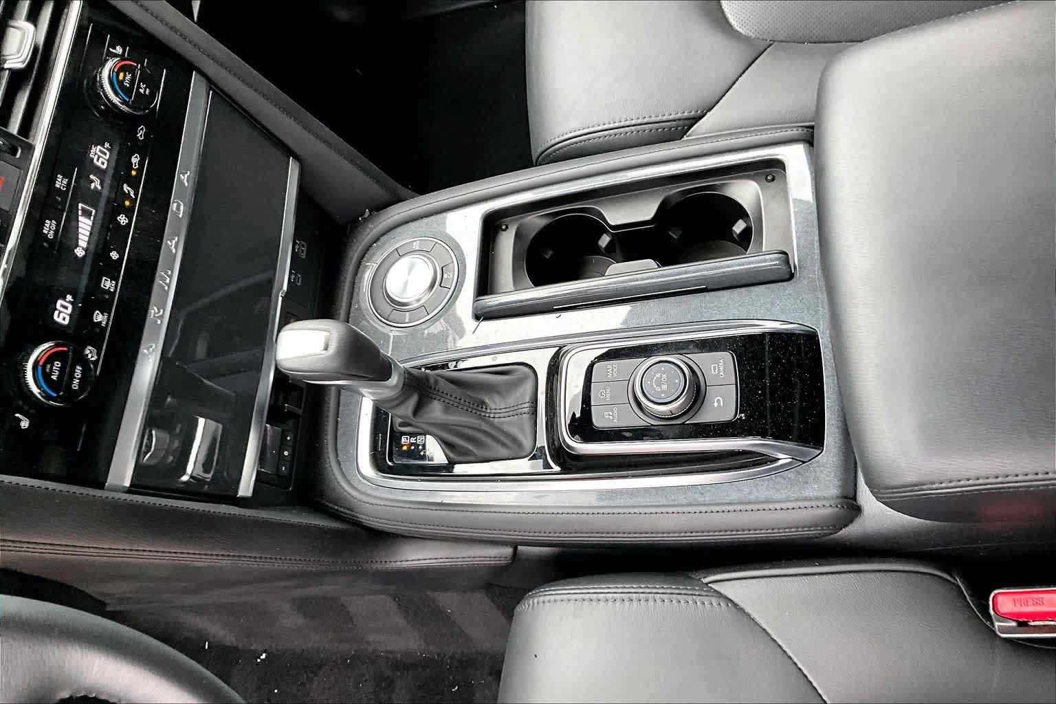 Certified 2023 Nissan Armada SL w/ Midnight Edition Package RWD image 17