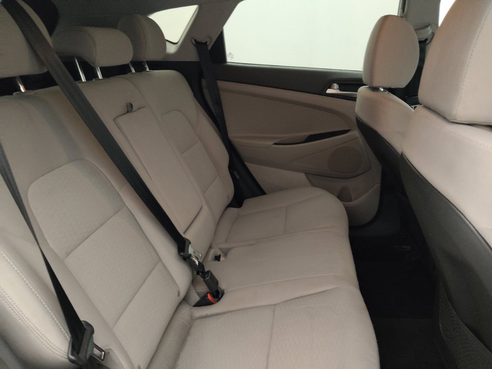 Used 2021 Hyundai Tucson Value FWD image 19