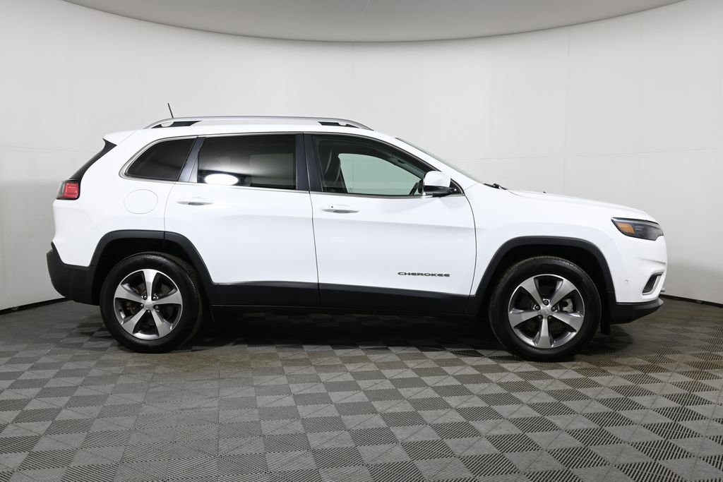 Used 2021 Jeep Cherokee Limited w/ Elite Package image 8