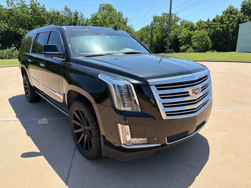 Used 2020 Cadillac Escalade ESV Platinum AWD/4WD image 7