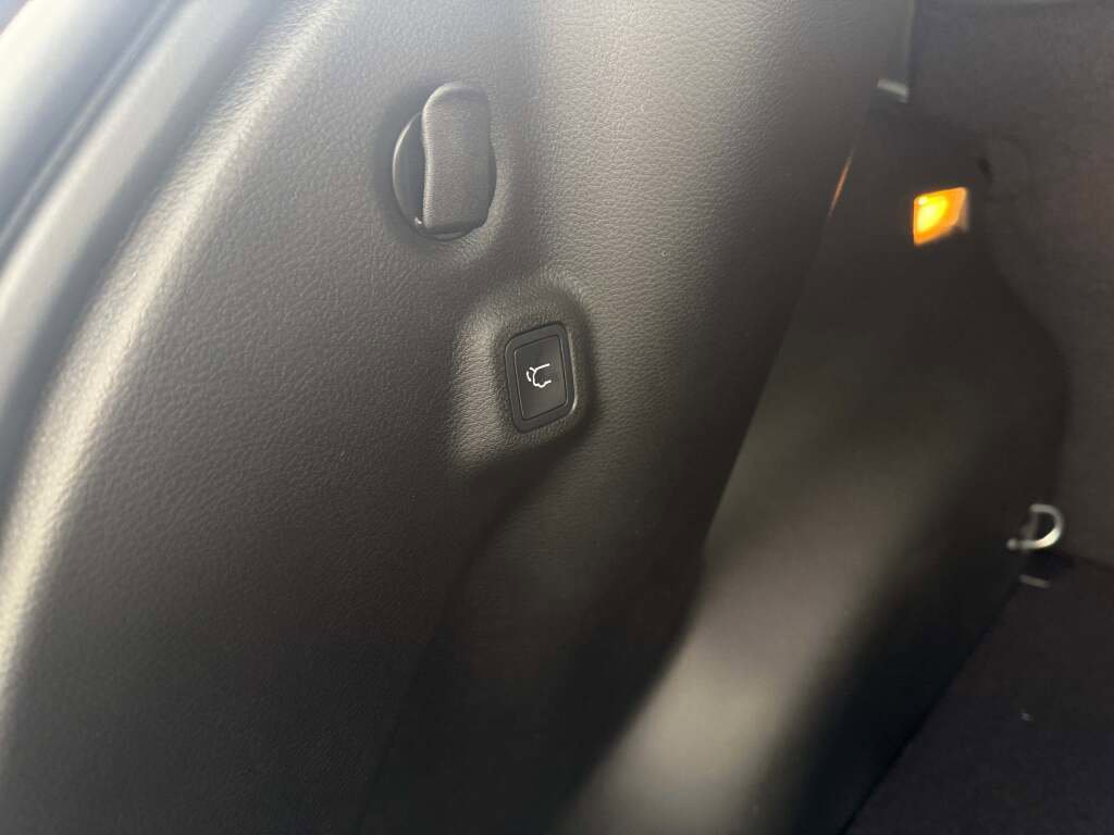 New 2026 Jeep Compass Limited image 34