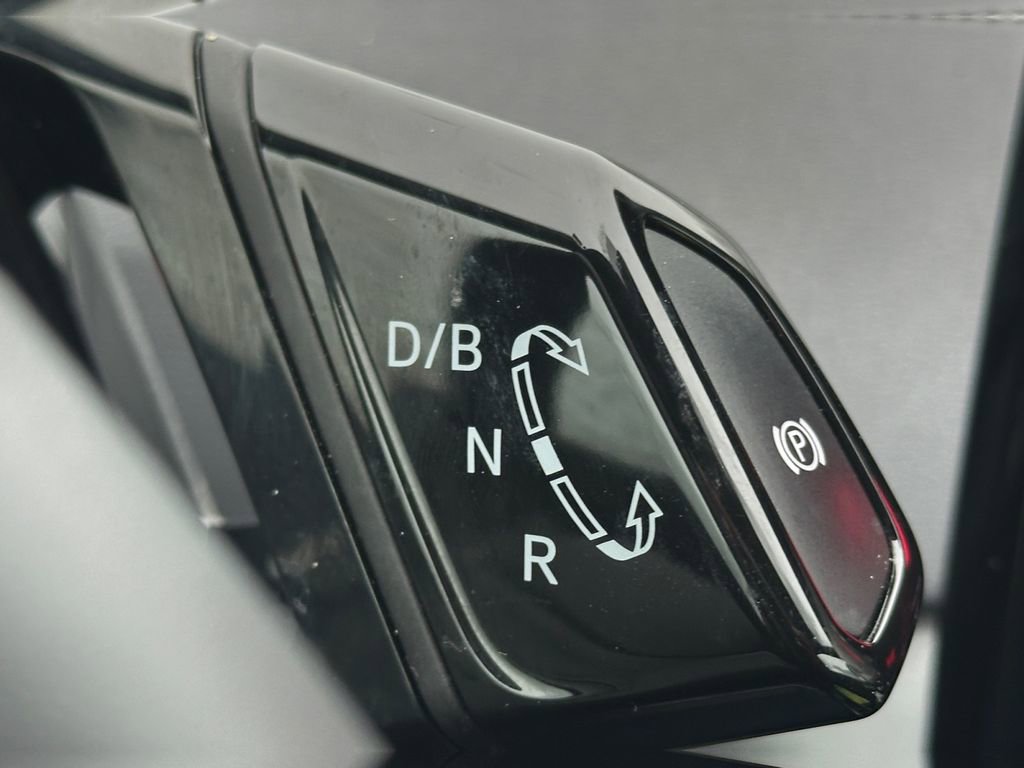 Used 2023 Volkswagen ID.4 S image 18