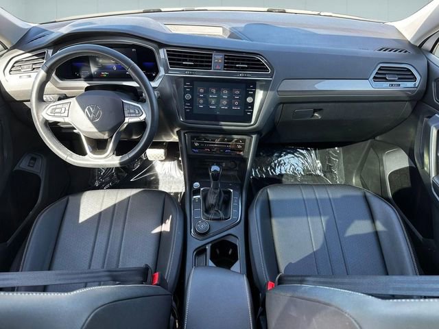 Used 2022 Volkswagen Tiguan SE image 26