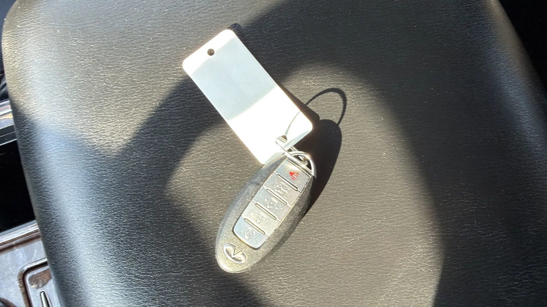 Used 2015 INFINITI QX80 4WD w/ Driver's Assistance Package image 48