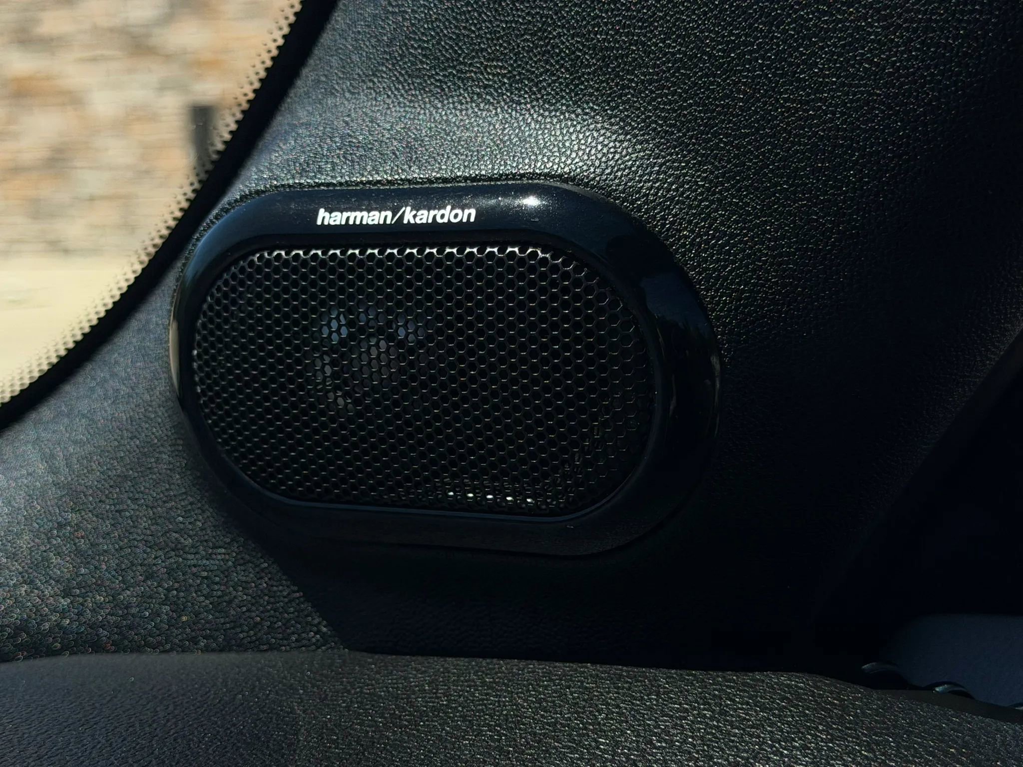 Used 2017 MINI Cooper S image 33