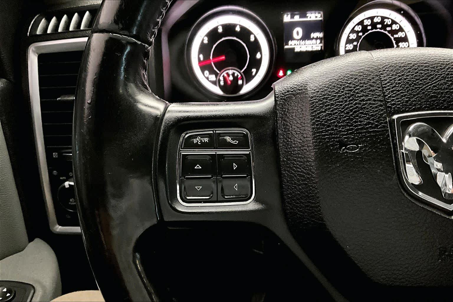 Used 2015 RAM 1500 Classic SLT RWD image 22