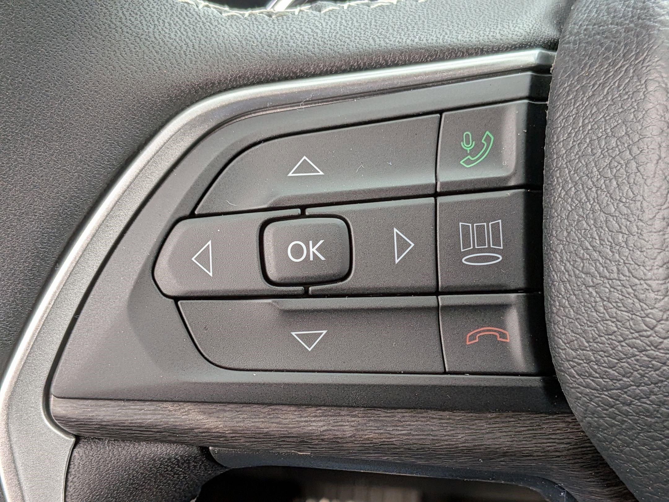 New 2025 Jeep Grand Cherokee Limited w/ Black Appearance Package image 20