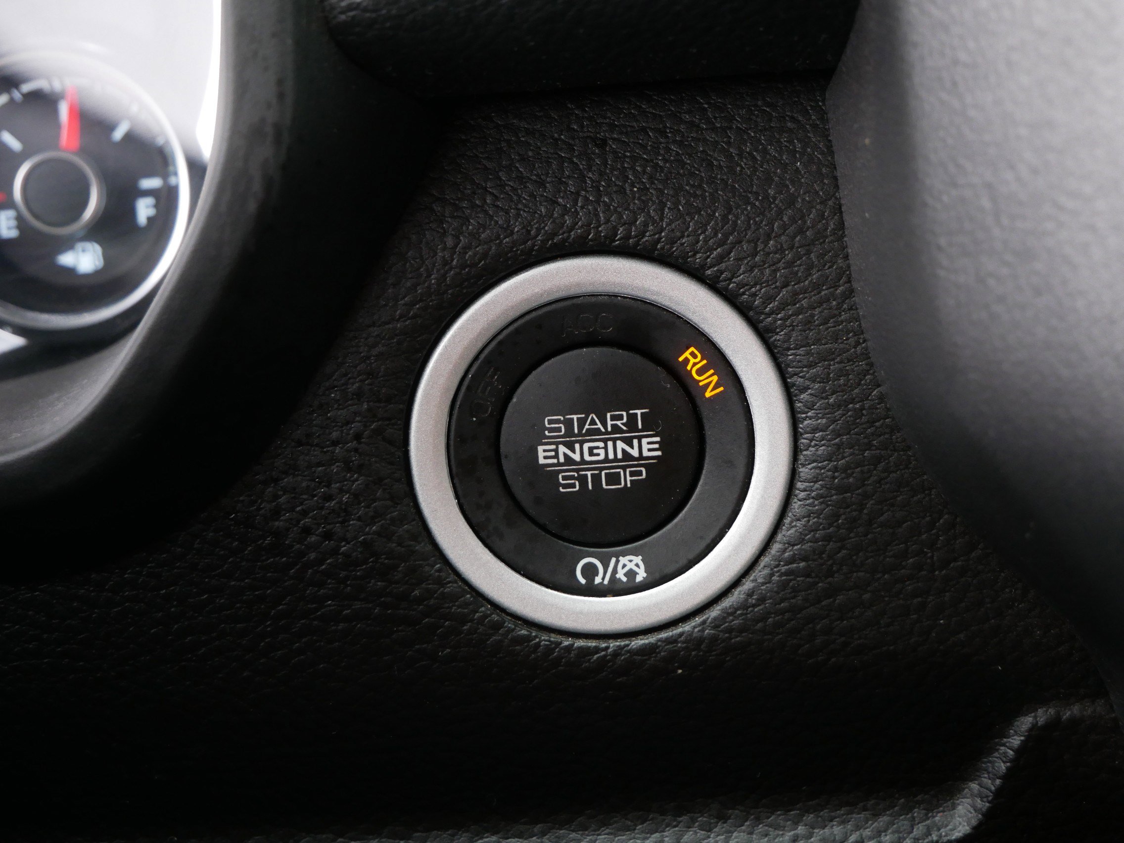 Certified 2023 RAM 1500 Laramie image 28