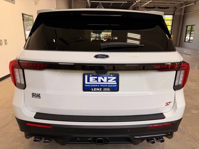 Used 2025 Ford Explorer ST AWD/4WD image 6