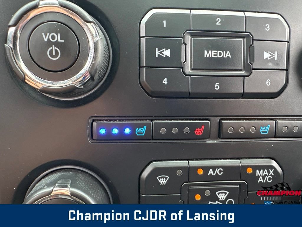 Used 2015 Ford Expedition EL Platinum AWD/4WD image 29