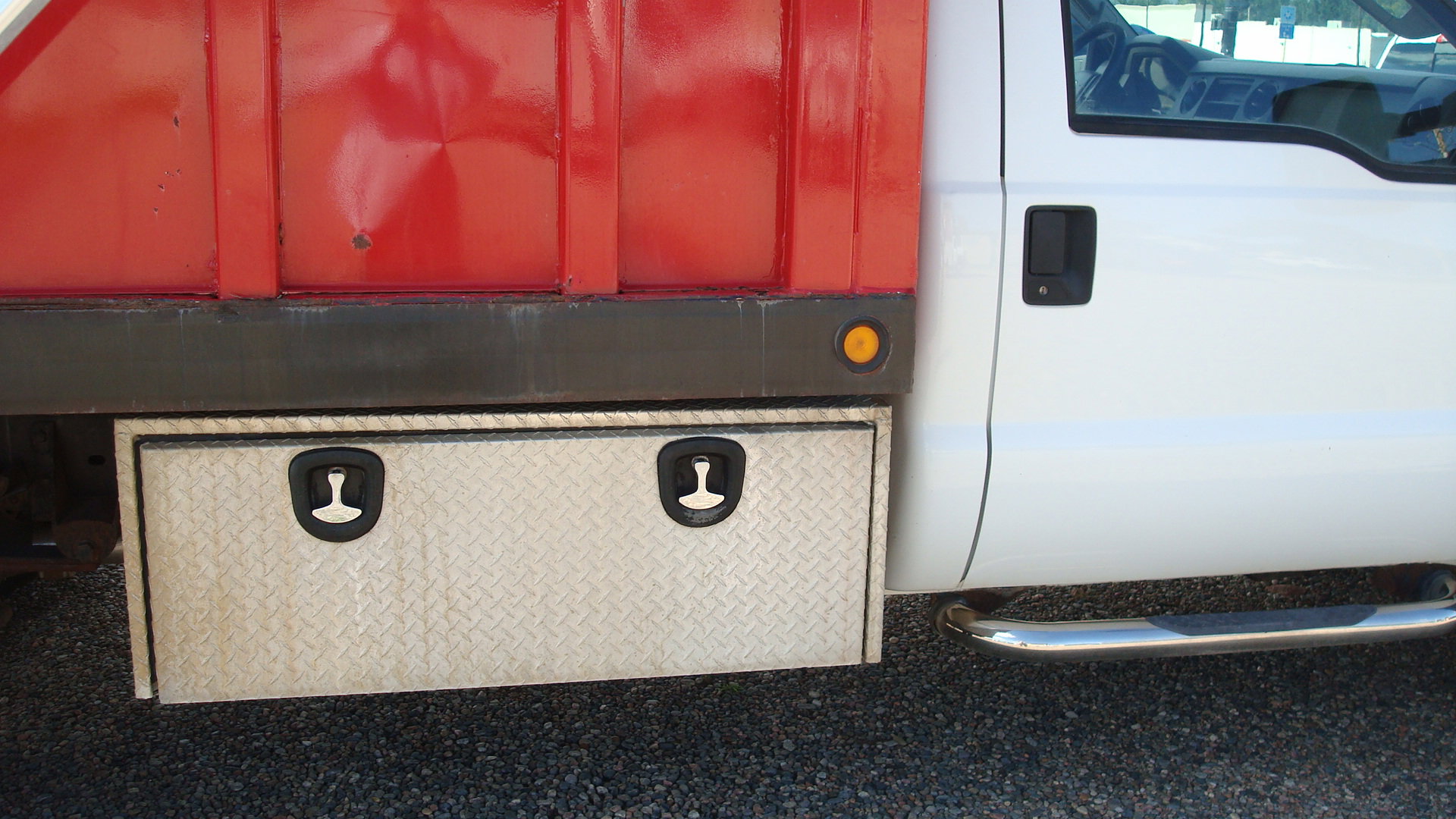 Used 2010 Ford F550 4x4 Regular Cab Super Duty image 14