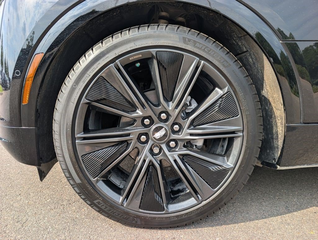 Certified 2024 Cadillac Lyriq Sport AWD/4WD image 10
