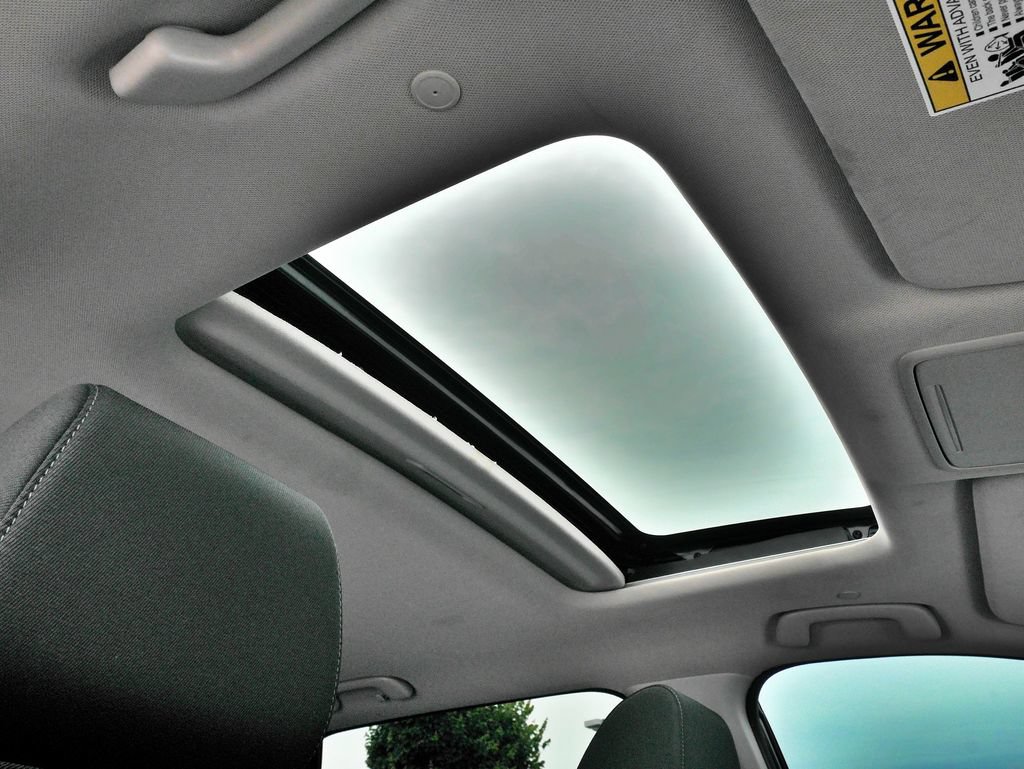 Used 2025 Honda CR-V EX image 15