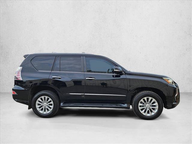 Used 2016 Lexus GX 460 w/ Premium Package AWD/4WD image 4