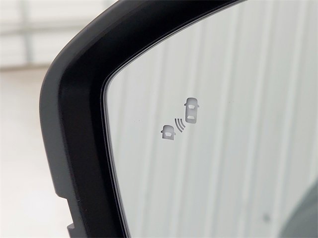 Used 2025 Nissan Pathfinder SL w/ SL Premium Package image 21