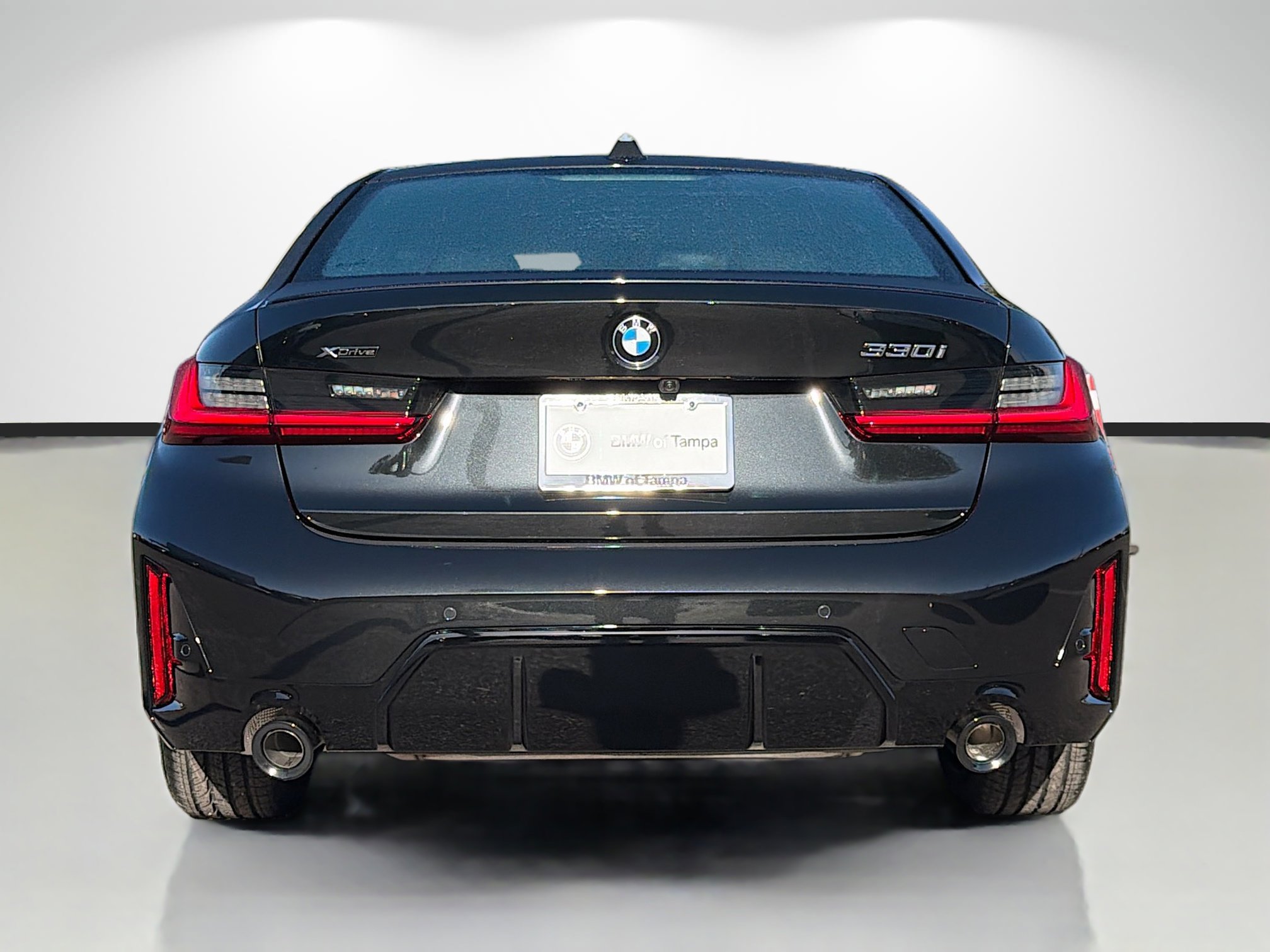 New 2026 BMW 330i xDrive Sedan w/ M Sport Package image 4