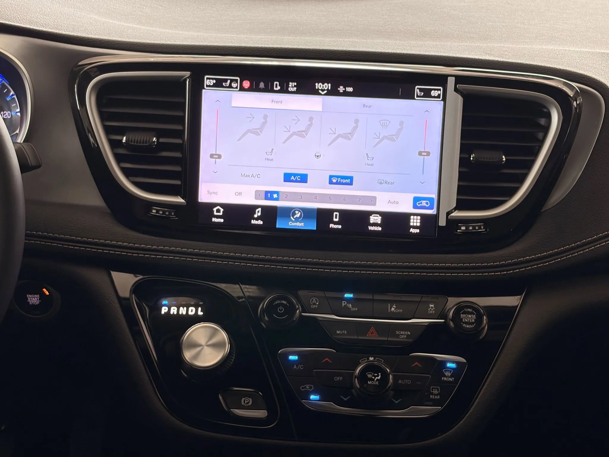 Used 2023 Chrysler Pacifica Touring image 20