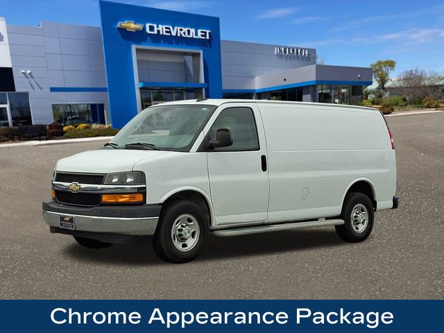 Used 2020 Chevrolet Express 2500 w/ Driver Convenience Package image 4