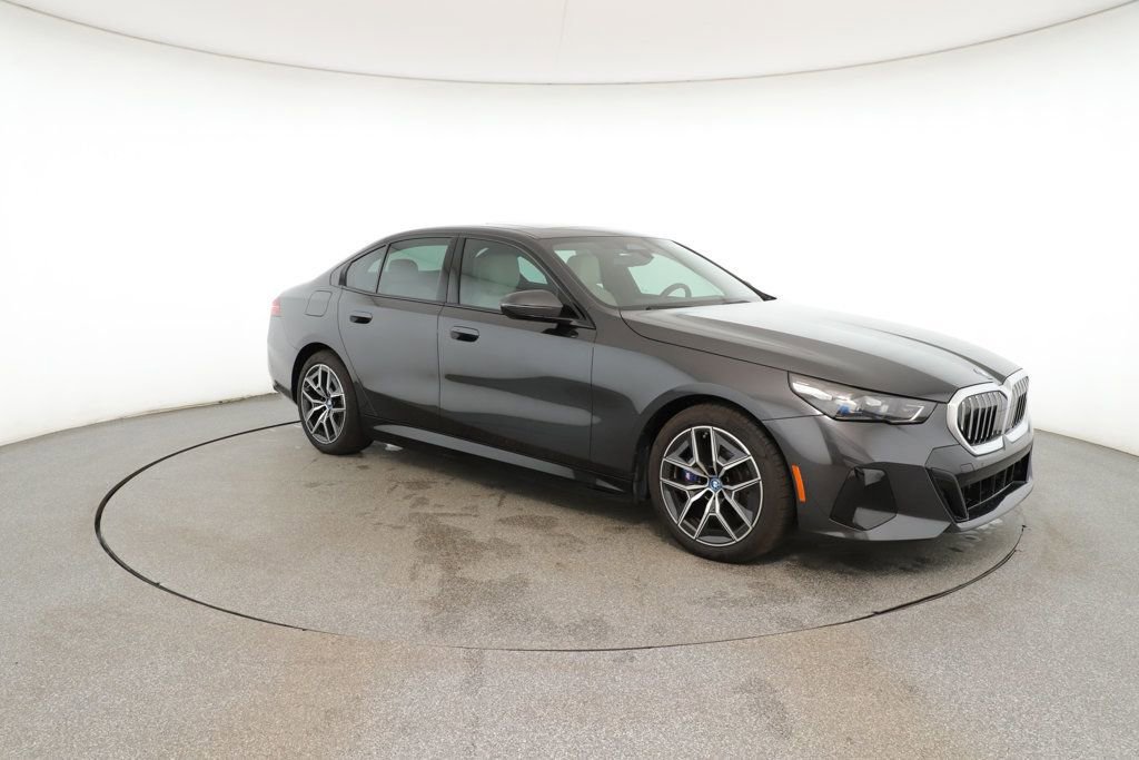 Used 2024 BMW i5 eDrive40i w/ M Sport Package image 7