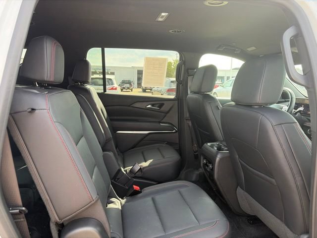 Used 2025 Chevrolet Traverse Z71 AWD/4WD image 21