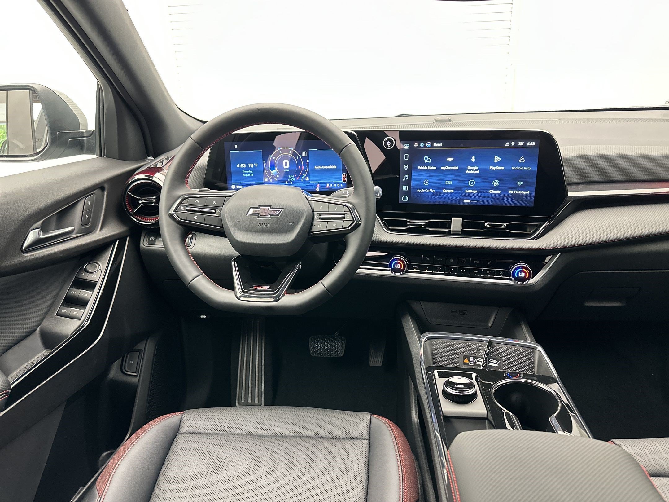 New 2027 Chevrolet Equinox RS w/ LPO, Floor Liner Package AWD/4WD image 27